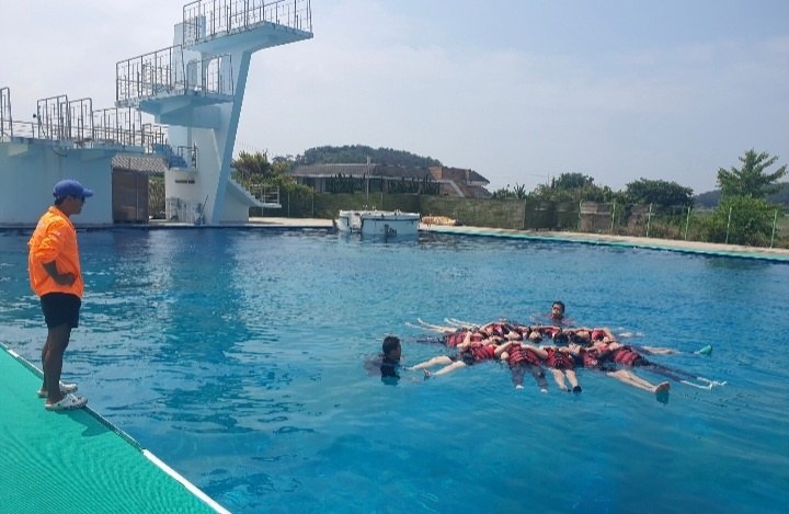 충남 청소년, 안전하게 바다 즐기는 법 배운다