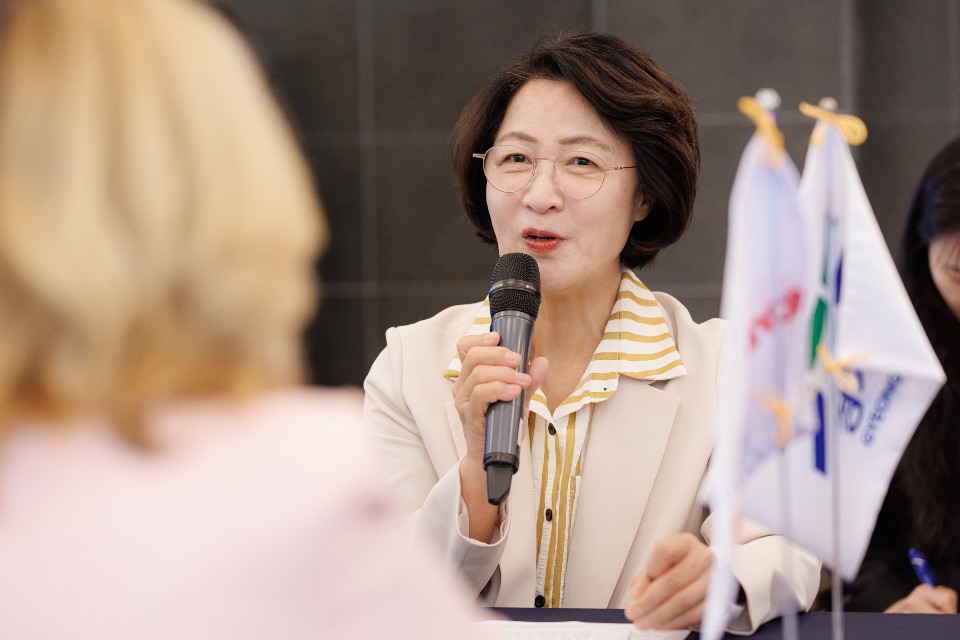추미애 지사, 일드프랑스 주지사 만나 협력 확대 논의