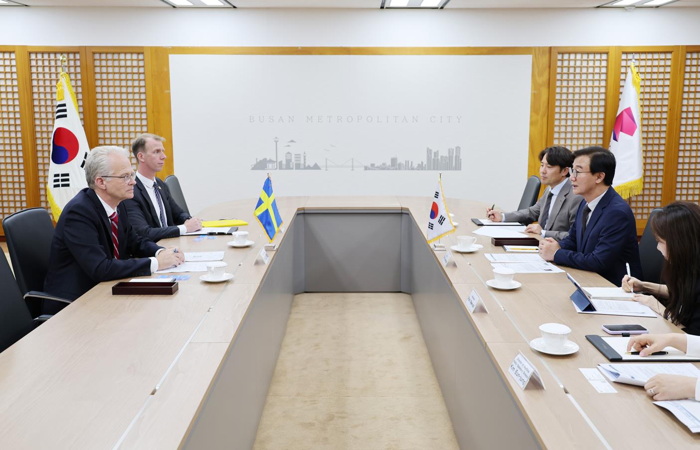 부산시, 주한스웨덴대사 접견… 해양·산업 등 다양한 분야 교류·협력 논의