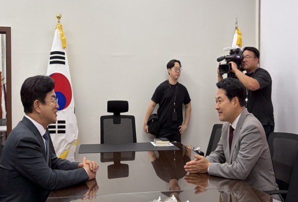 허태정 대전시장, 취임 후 첫 국회 방문…