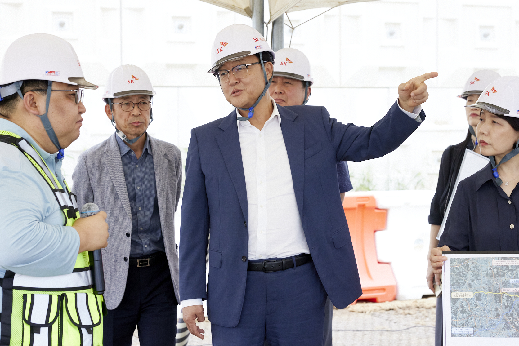 주형철 부지사, 용인 반도체클러스터 일반산업단지 현장 찾아 조성 상황 점검. 용수 공급과 방류수 저감 방안 등 논의