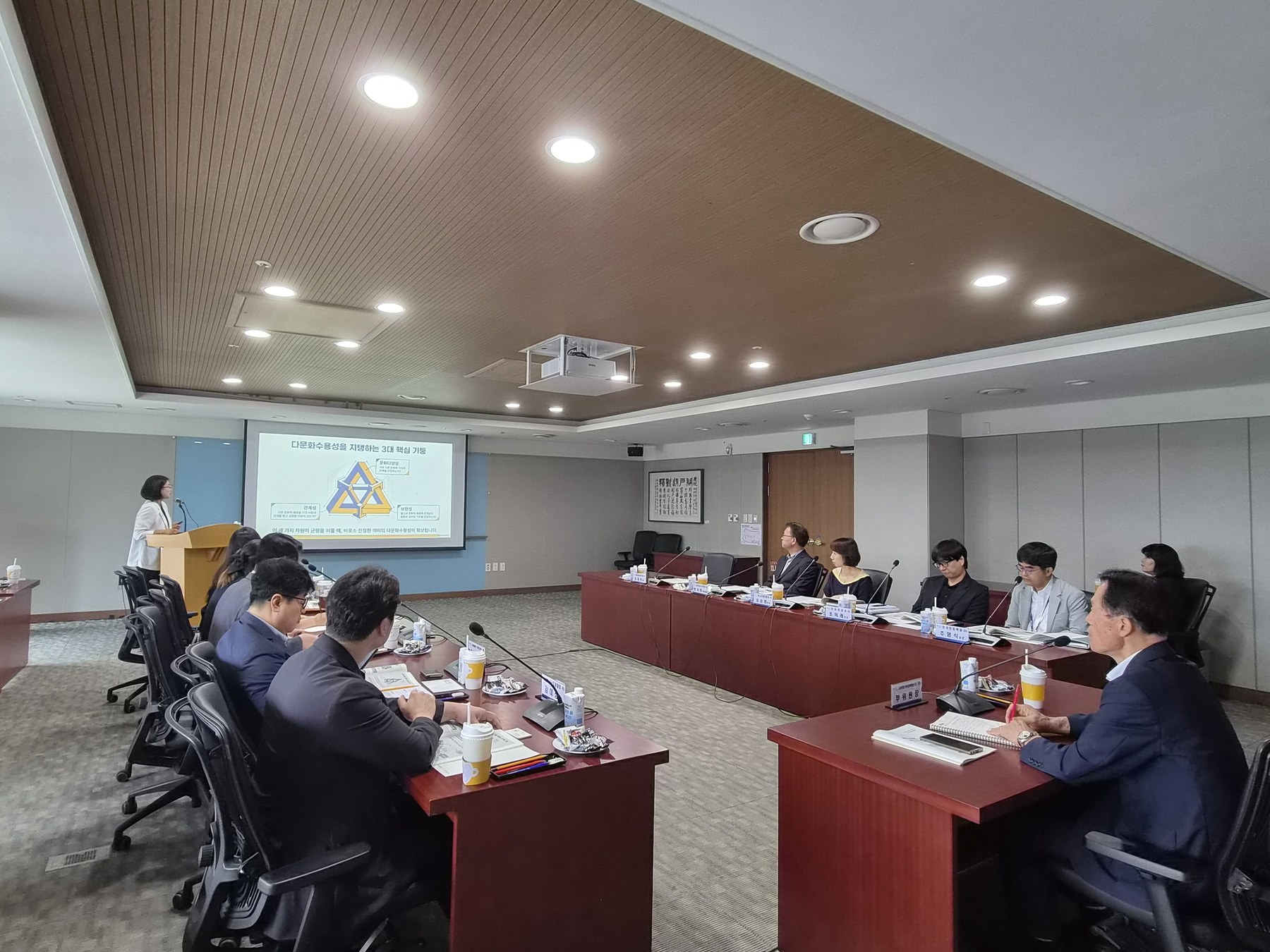 포용적 다문화정책 발굴·추진 ‘합심’