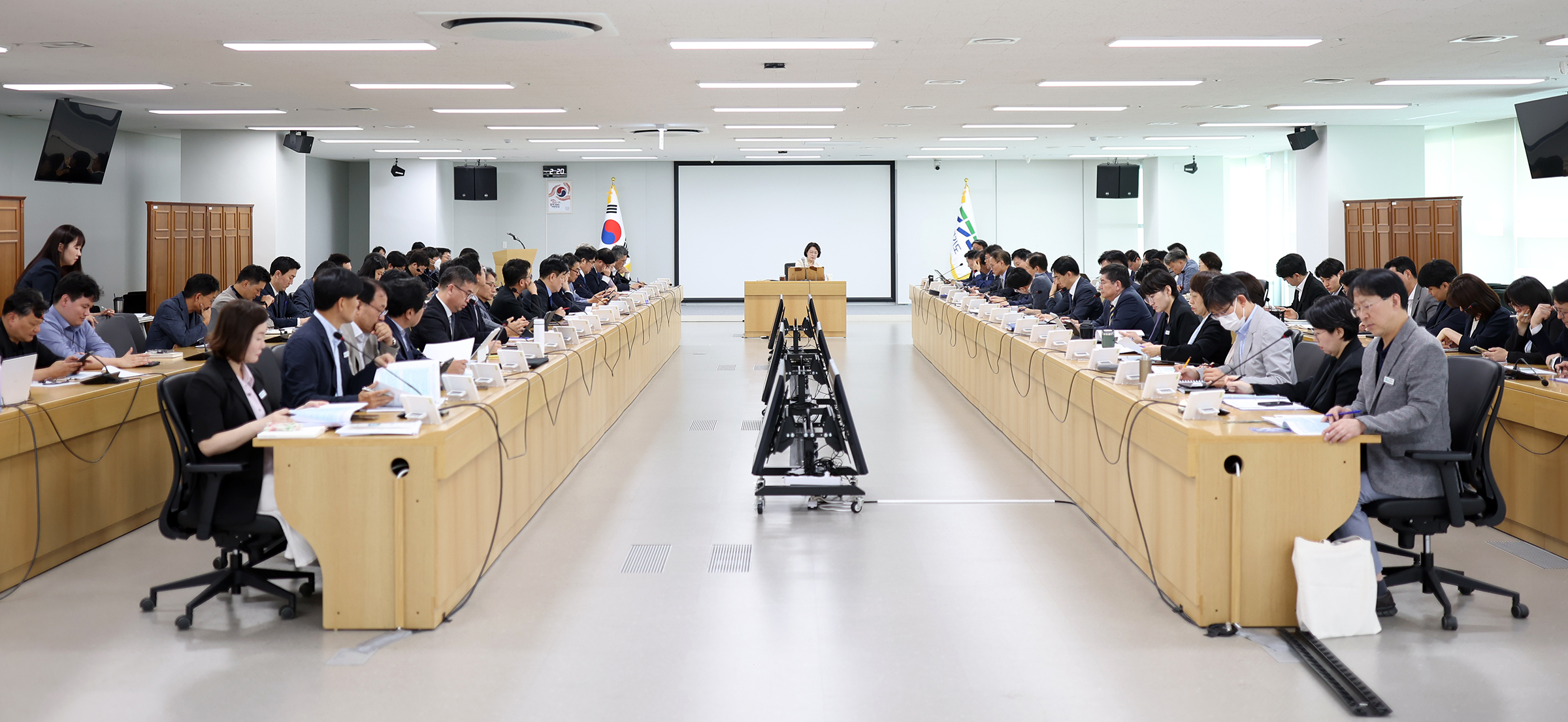 추미애 지사, “소통, 협력으로 재정위기 극복하자”